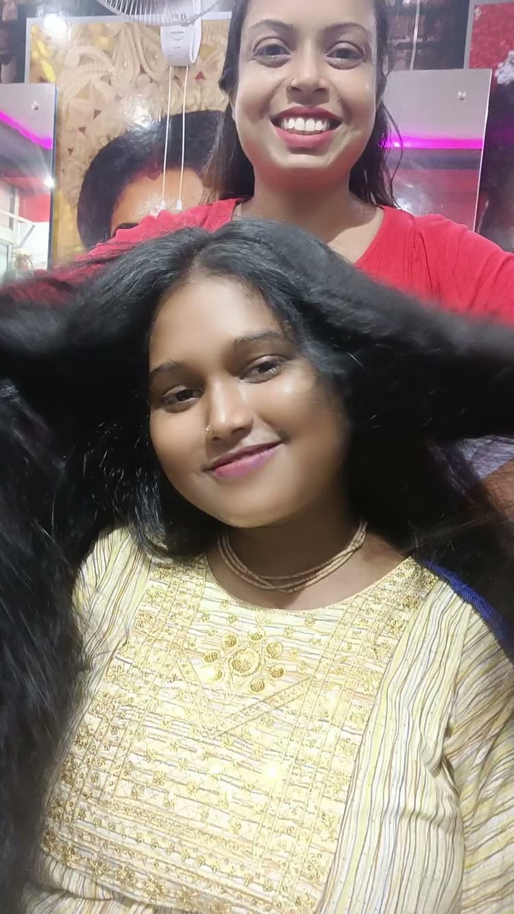 Ashmita's Makeover Salon & Academy image 10