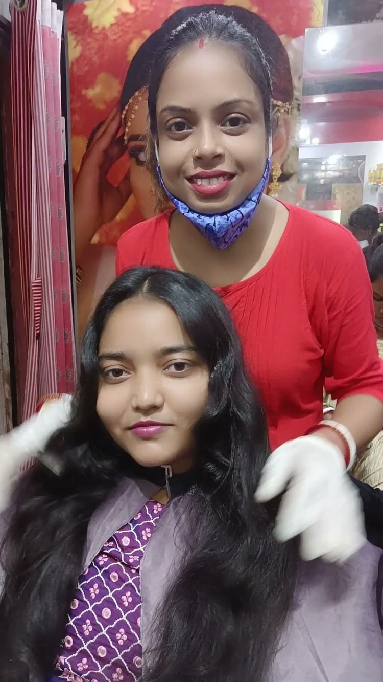 Ashmita's Makeover Salon & Academy image 17