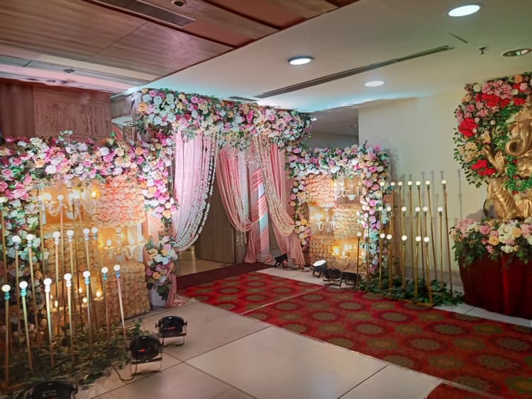 Balaji Banquet image 10