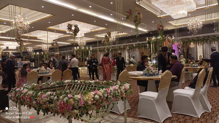 Barsana Banquet image 1