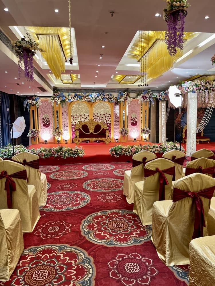 Barsana Banquet image 7