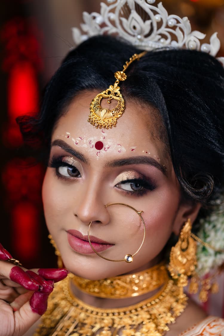 Chandra's Makeup artist image 1