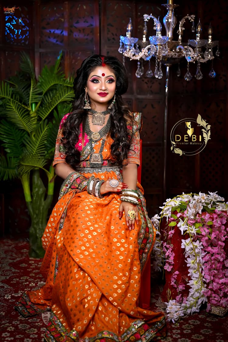 Debi's Premier Makeup Artist & Academy image 2
