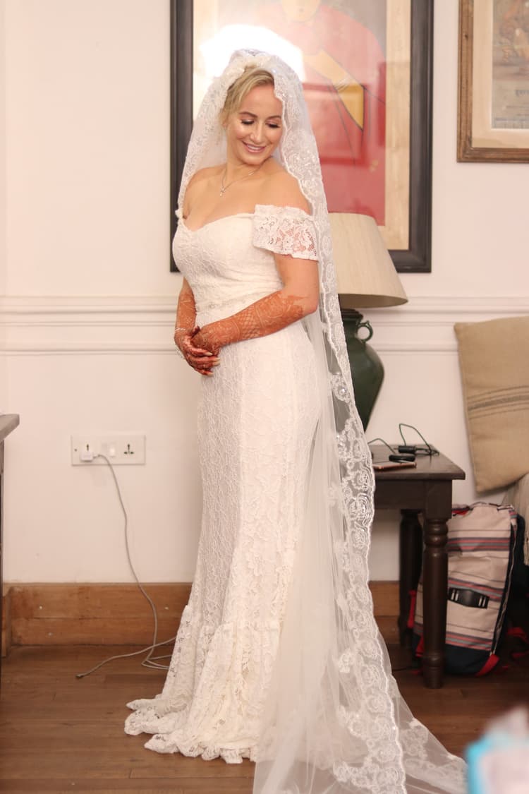 Debi's Premier Makeup Artist & Academy image 3
