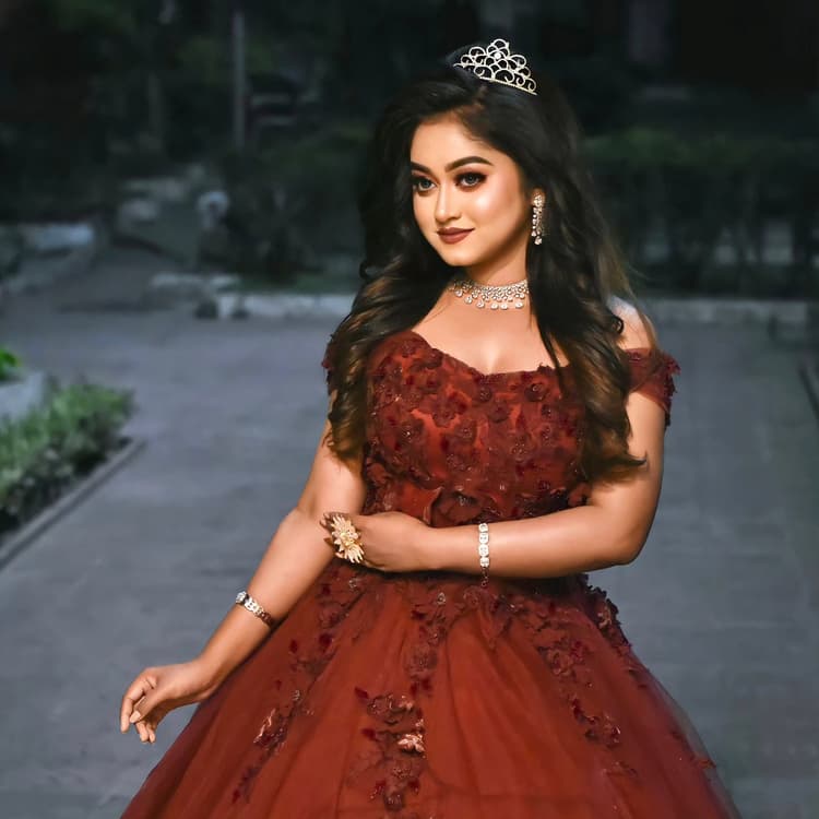 Deena's Makeover | Best Bridal Makeup Artist In Kolkata image 12