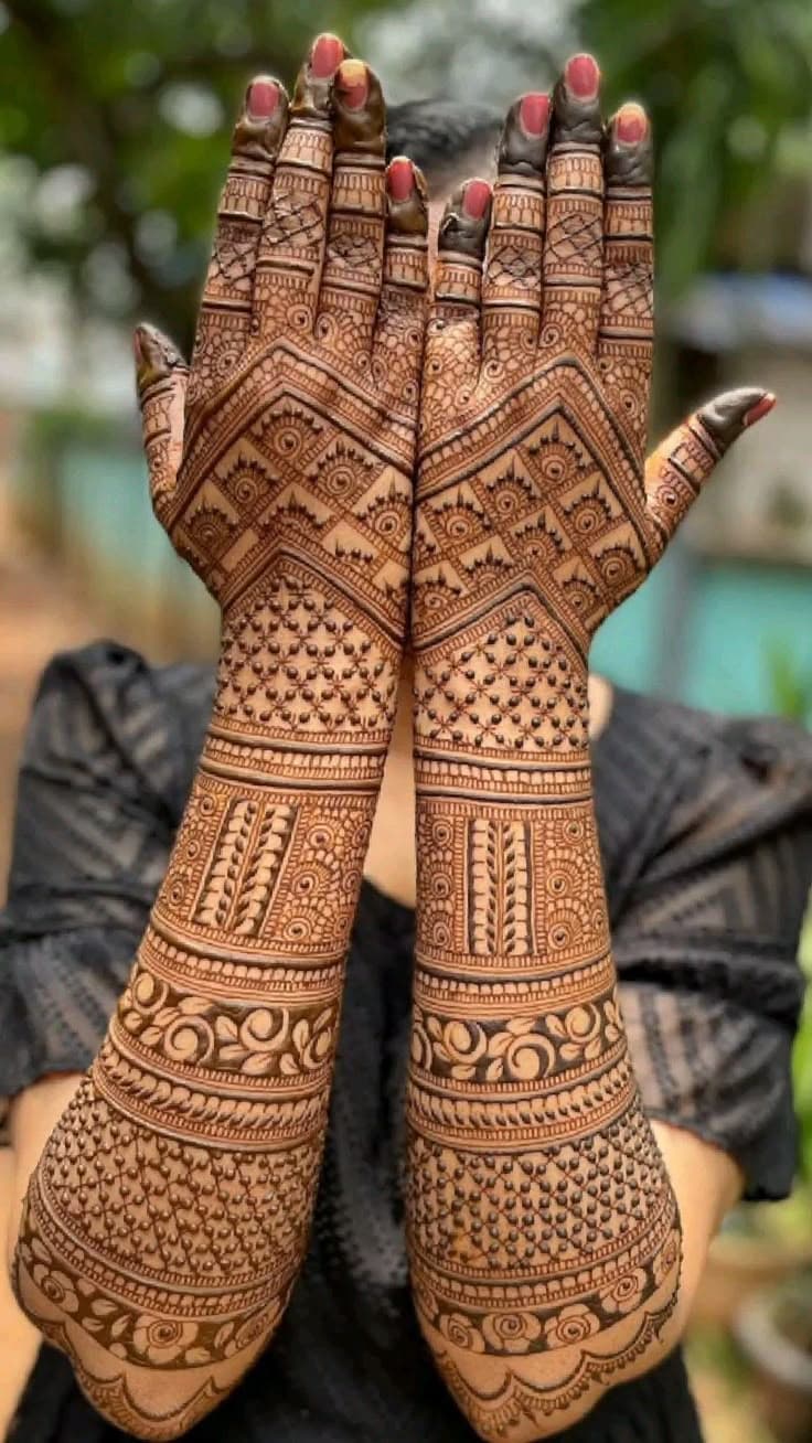 Devyani bridal makeover & mehendi image 1