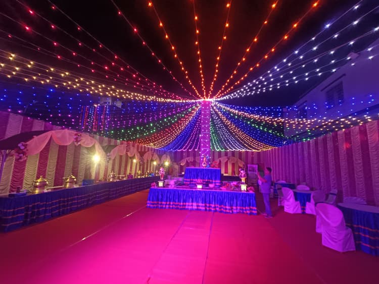 First Look Decoration image 12