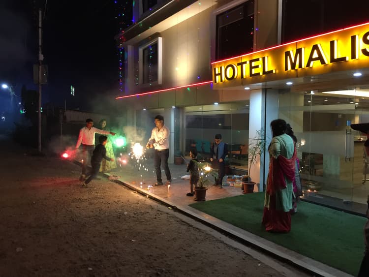 HOTEL MALISCA AND BANQUETS image 21