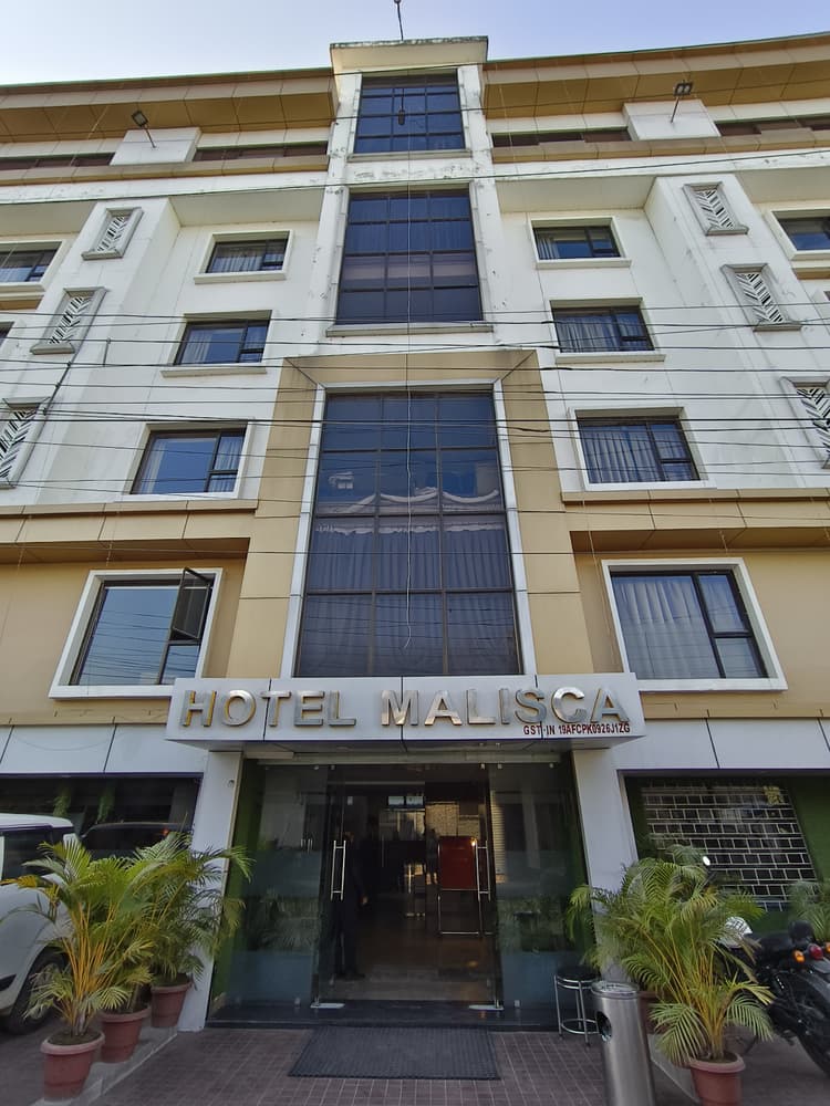HOTEL MALISCA AND BANQUETS image 27