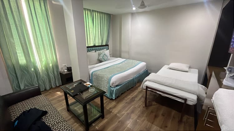 Hotel Lee International image 3