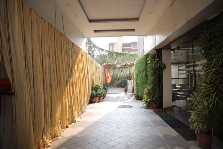 Hotel RituIvy, Banquet Hall (Weddingz.in Partner) image 11