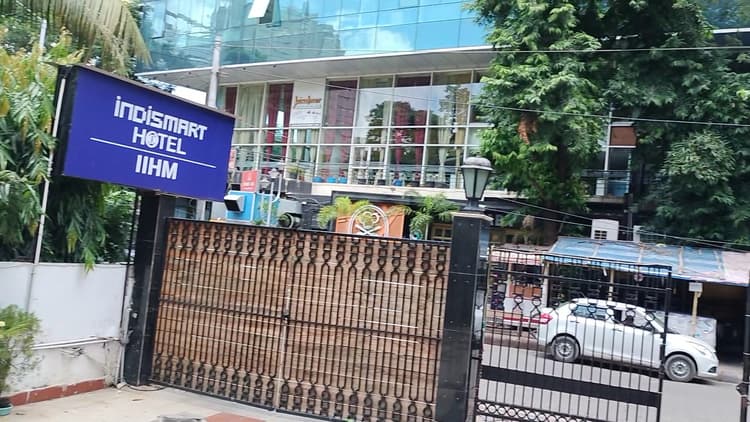 Indismart Hotel image 5