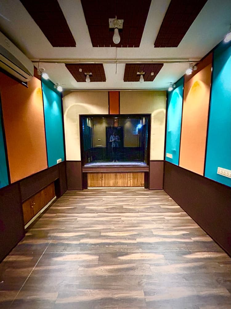 JMR MUSIC STUDIO image 12