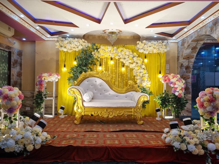 Jewels Of India Banquets image 8