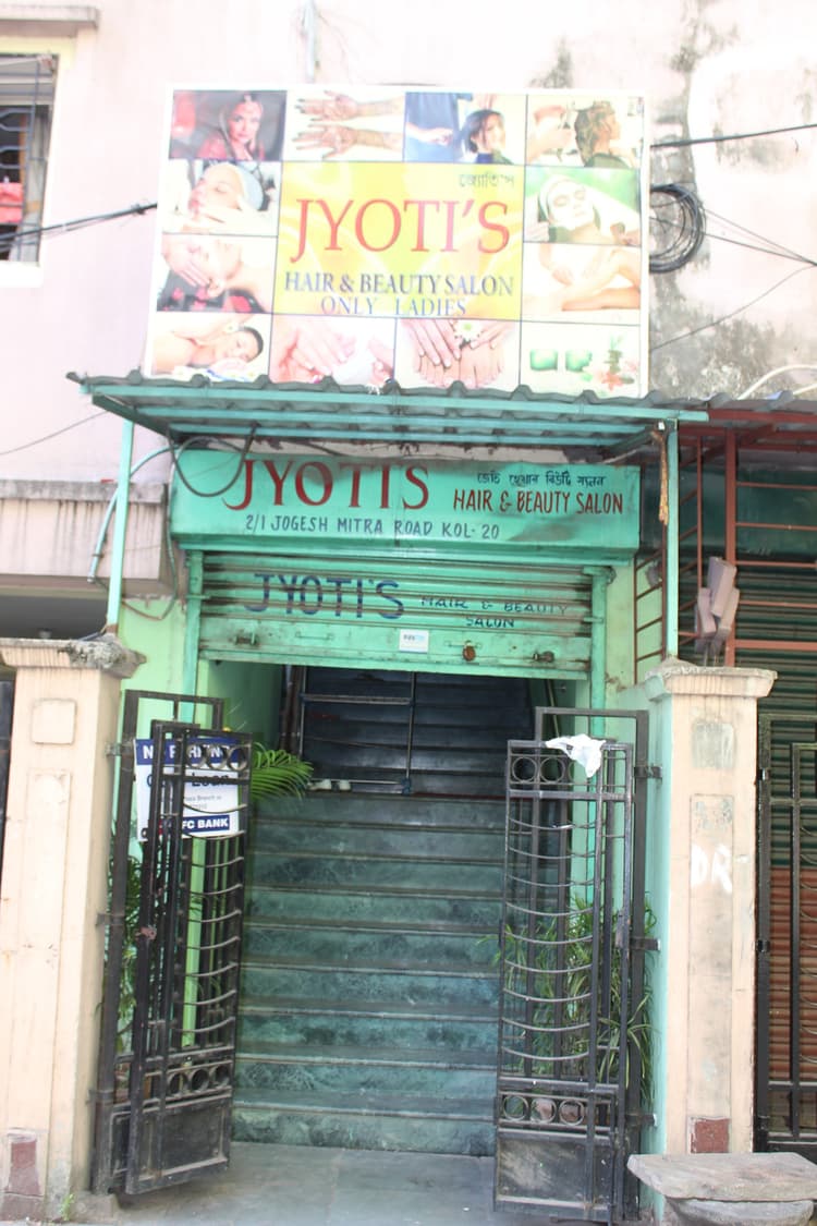 Jyoti's Hair & Beauty Salon image 1