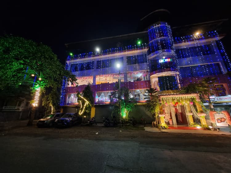KESHAVAM BANQUET HALL image 11