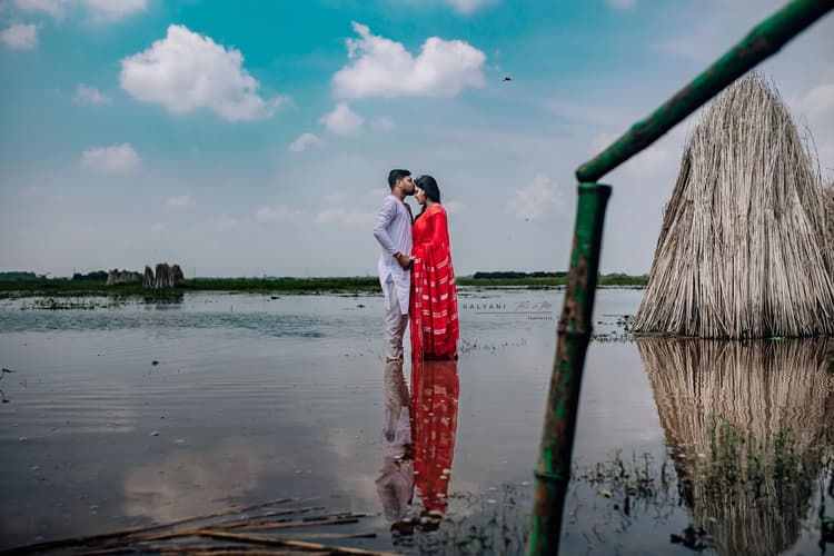 Kalyani Films & Photo image 83