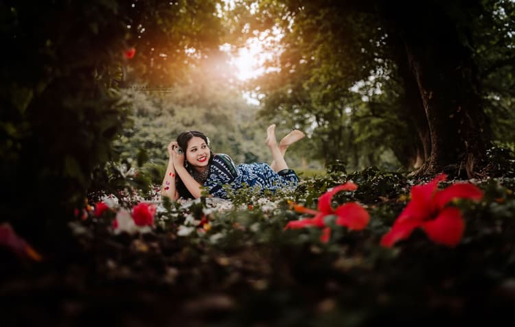 Kalyani Films & Photo image 90