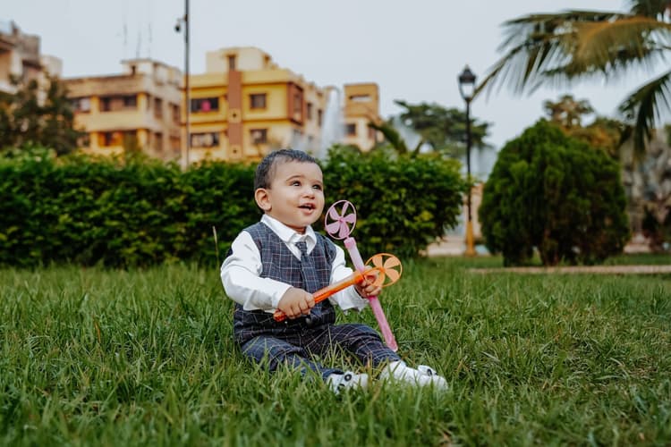 Kalyani Films & Photo image 100
