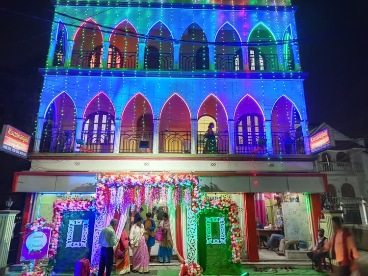 Kanakanjali Wedding Hall image 11