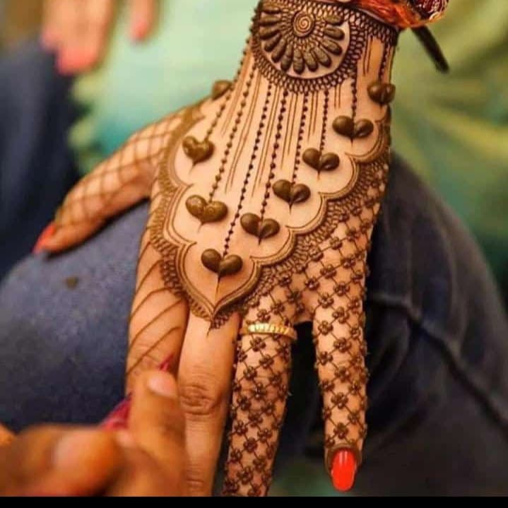 Krishna mehandi Art image 18