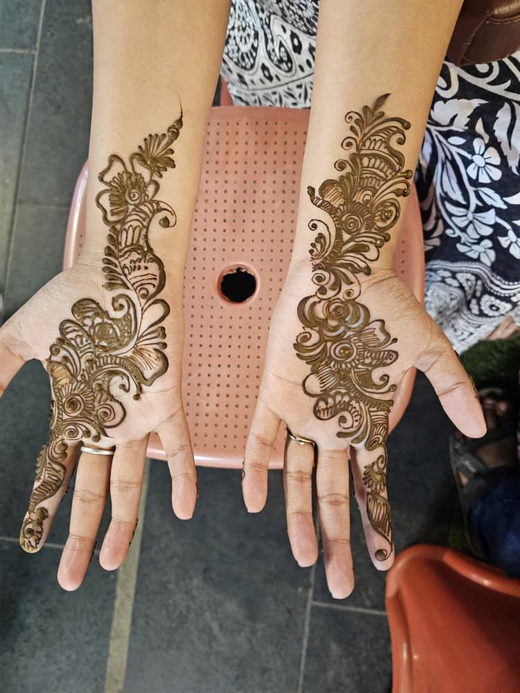 Krishna mehandi Art image 24