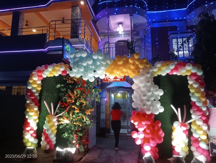 Lokenath Mahal image 9