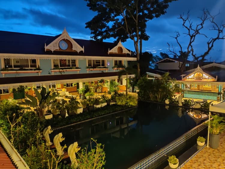 MAYFAIR Himalayan Spa Resort image 7