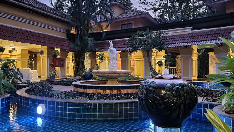 MAYFAIR Lagoon, Bhubaneswar image 8