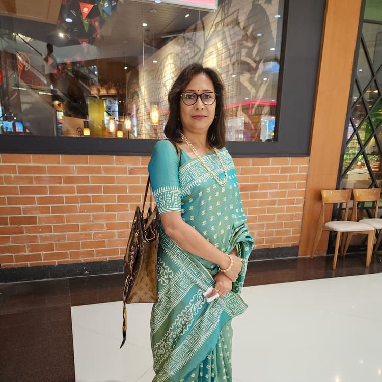 Madhumita Das | Cia's Makeup Academy image 7