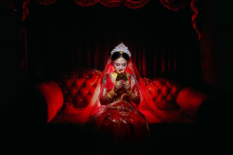 Makeup Artist Parineeta Sarkar image 13
