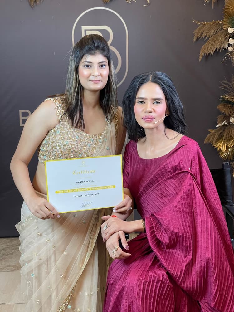Makeup Artist Sahana Khan image 10