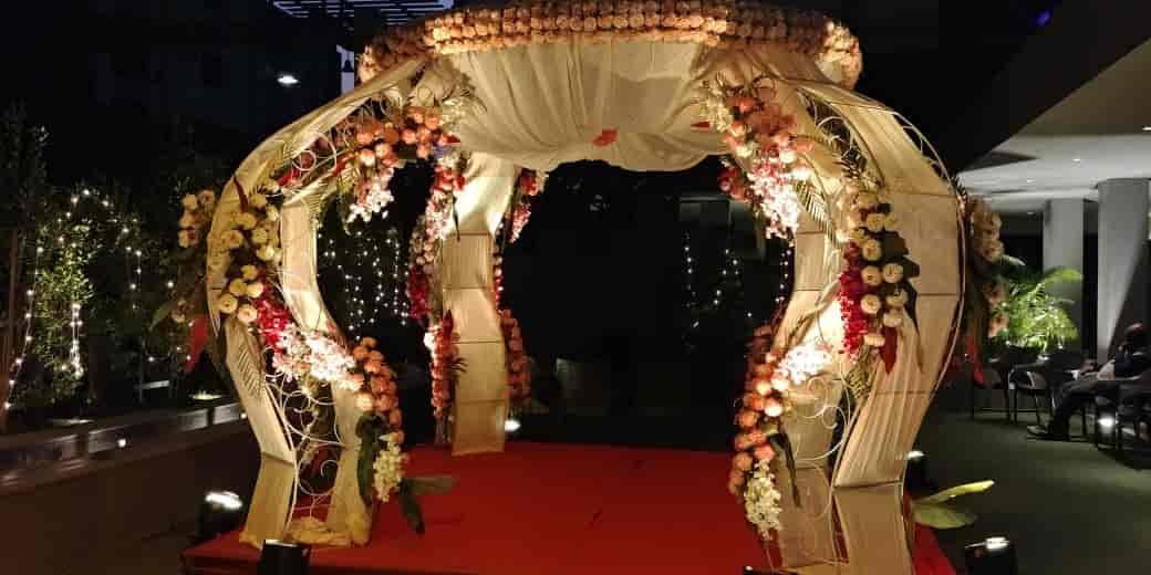 Romantic pre wedding photography by Marrige Club Wedding Planner