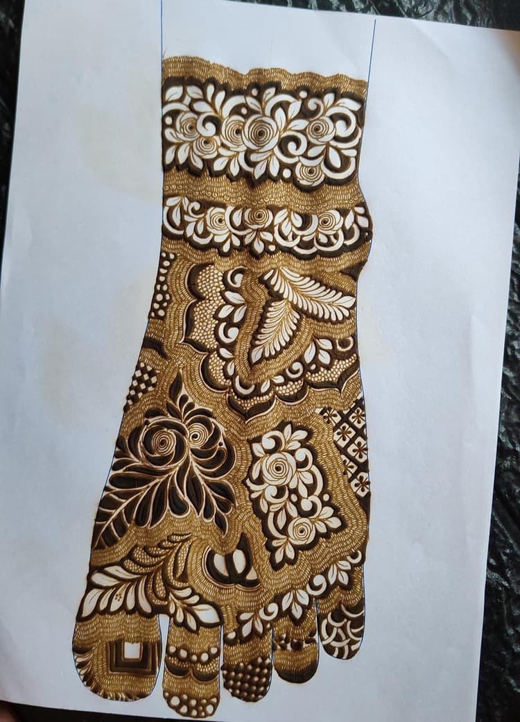 Mehendi arts by fatma image 10