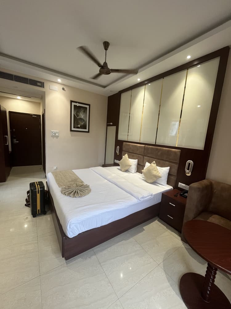Mistwood Hotel image 23