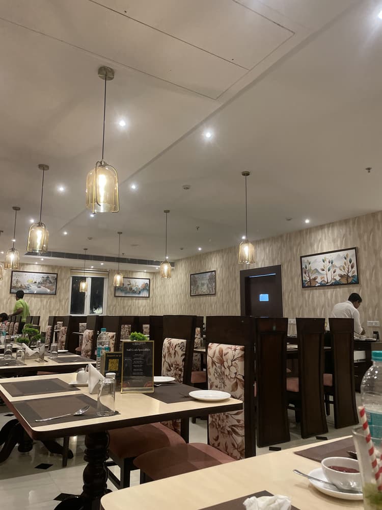 Mistwood Hotel image 28