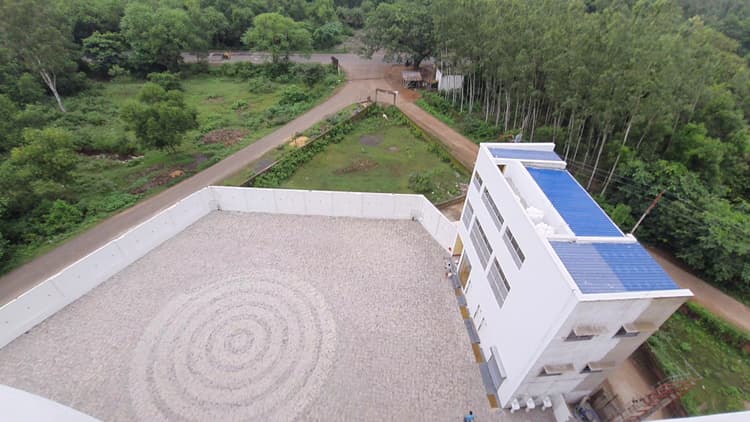 Mistwood Hotel image 8