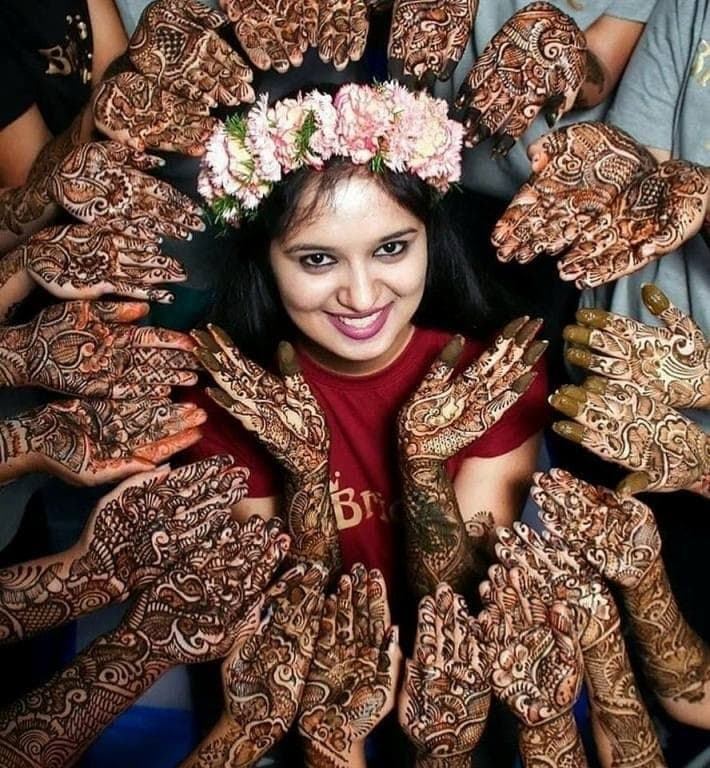 Nagma mehndi artist image 11