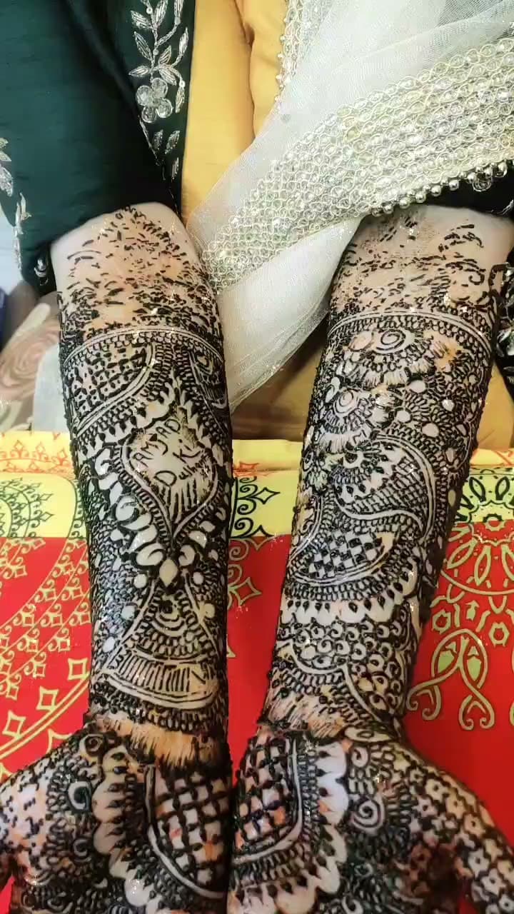 Nagma mehndi artist image 3