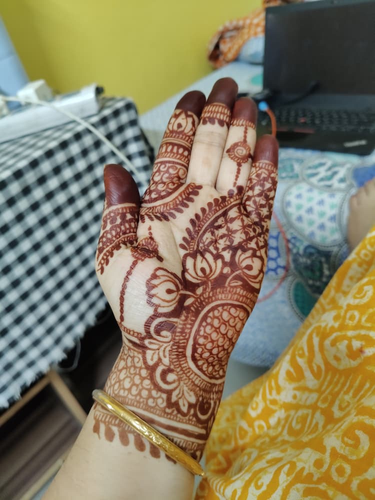 Nandini mehandi Exclusive image 12