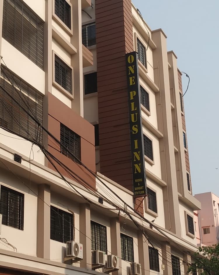 One Plus Inn - Banquet Hall in Kolkata with Hotel Rooms image 8