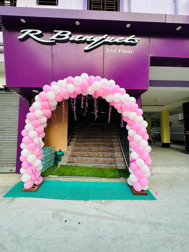PARADISE BANQUET HALL image 13