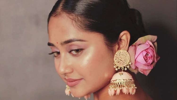 POLYZ Makeover Bridal Artist image 9