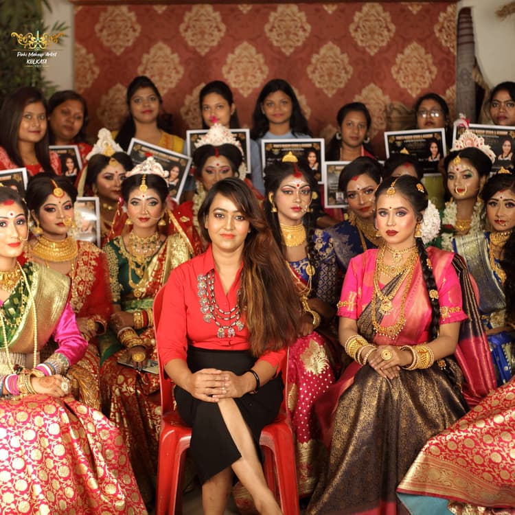 Pallavi Sinha Makeup Artist image 10