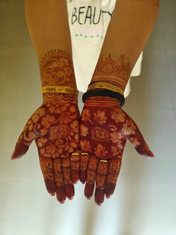 Prem Gupta Mehandi Art | Mehendi Artist in Kolkata image 2