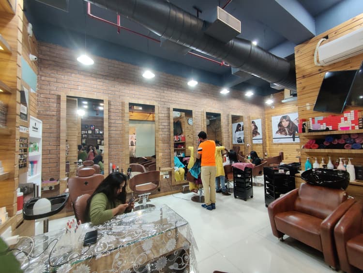 Purple Blaze Salon DLF Galleria NewTown image 8