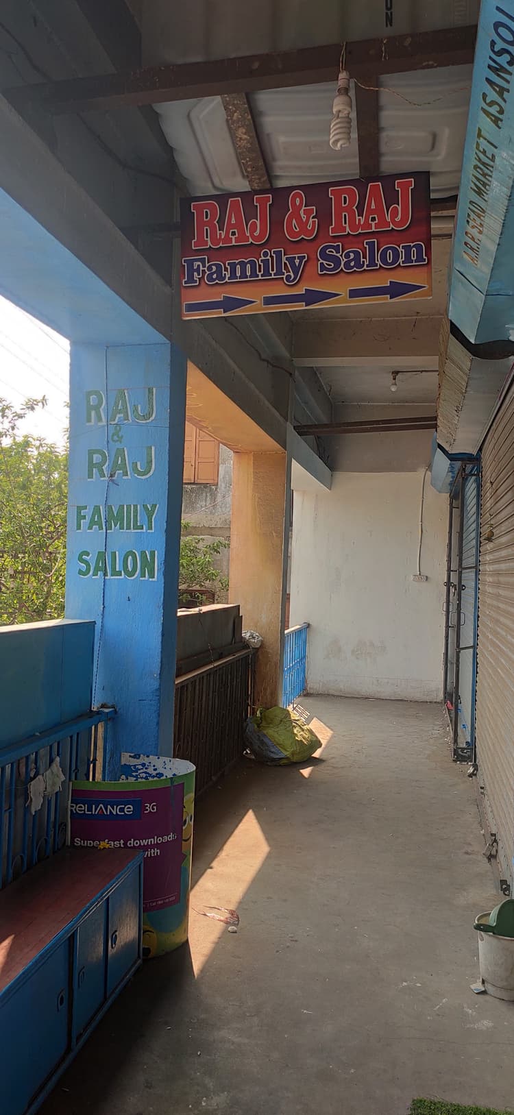 RAJ & RAJ FAMILY SALON image 9