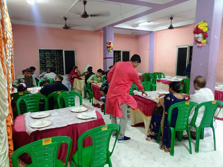 Raj Darbar Banquet Hall image 3