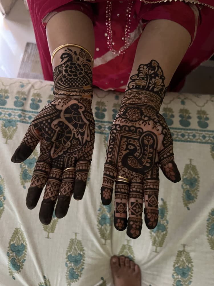 Rani Shaw Mehandi Artist || Bridal Mehandi Artist in Kolkata image 16