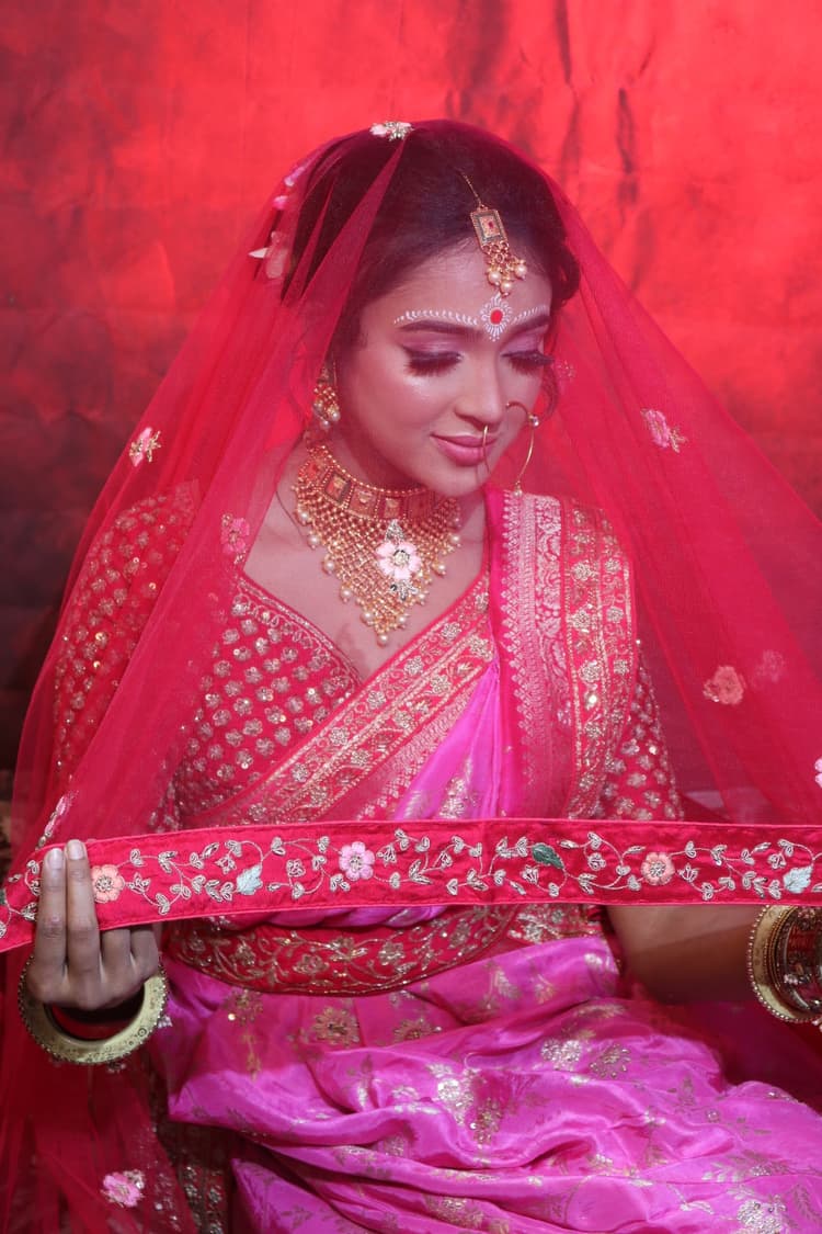 Rashmi Gupta Makeup Artist image 2